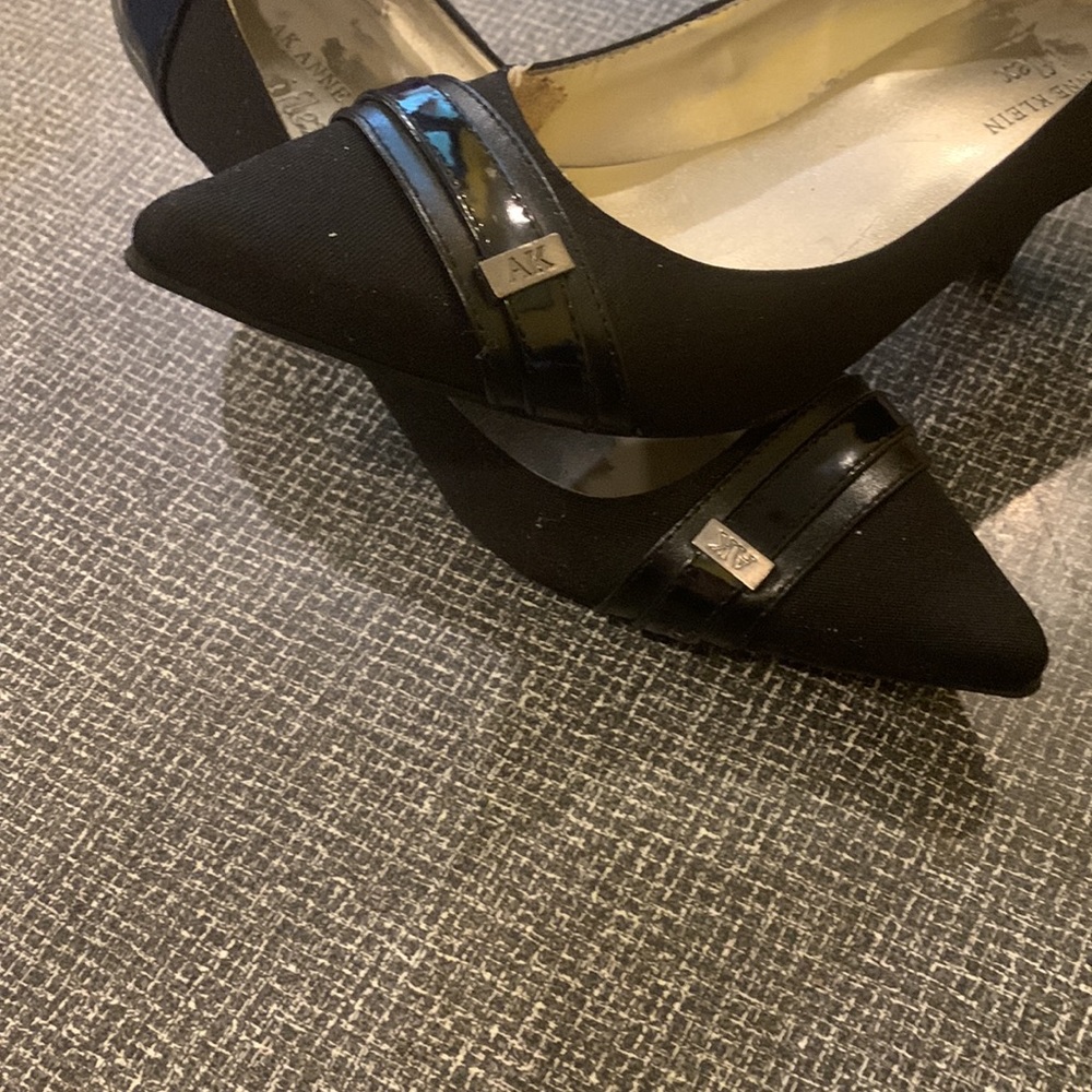 *4/$20* Anne Klein iFlex 2.5” heel - size 7 women's